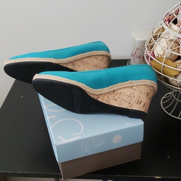 Life Stride Blue Canvas Shoes - Picture 5 of 8